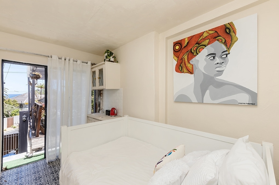 12 Bedroom Property for Sale in Camps Bay Western Cape
